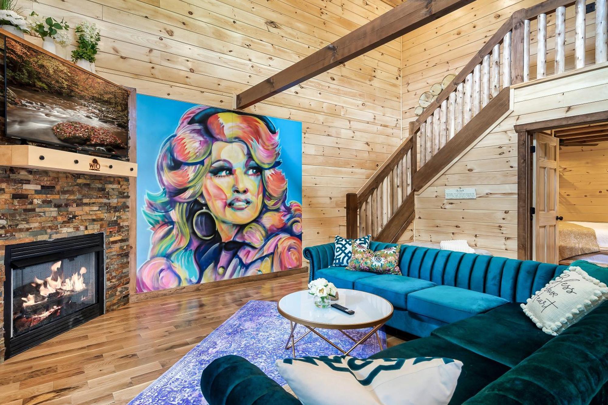 Smokiesboutiquecabins Would Love To Host You At Dolly'S Cute Cabin! 4 Suites With Private Bathrooms - Hot Tub, Fire Pit, Game Room, Resort Pool Open Memorial Day Through Labor Day! Гатлінбург Екстер'єр фото