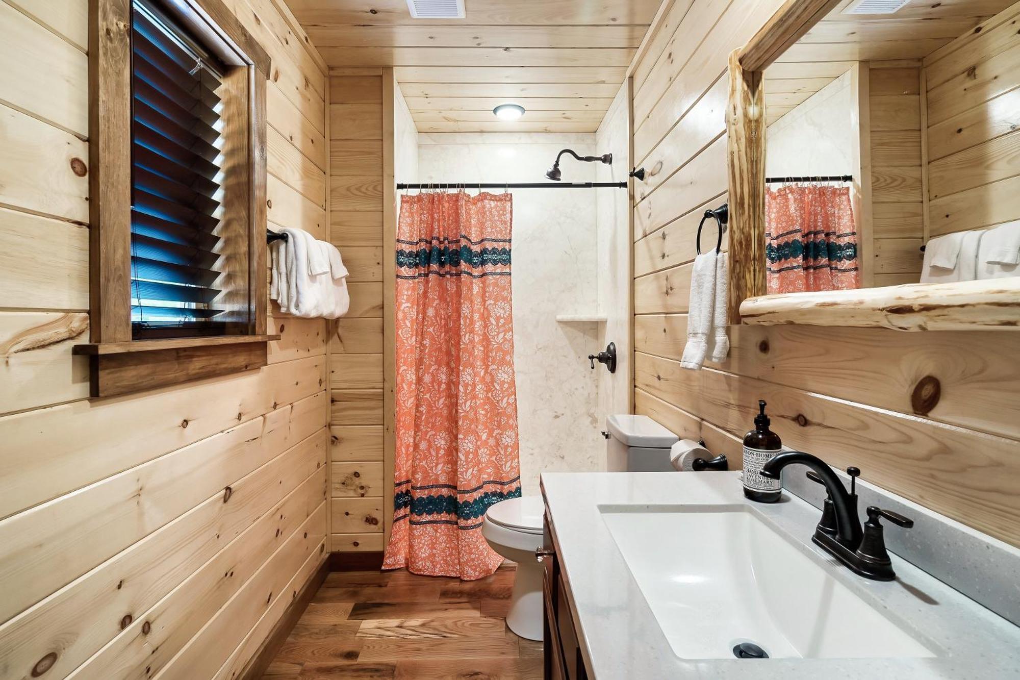 Smokiesboutiquecabins Would Love To Host You At Dolly'S Cute Cabin! 4 Suites With Private Bathrooms - Hot Tub, Fire Pit, Game Room, Resort Pool Open Memorial Day Through Labor Day! Гатлінбург Екстер'єр фото